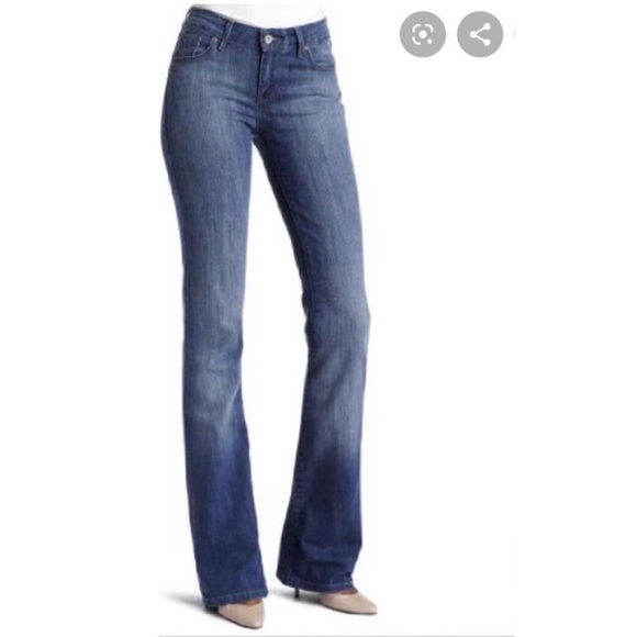 Levi's Denim - Levis Rare woman classic boot cut jeans size 10